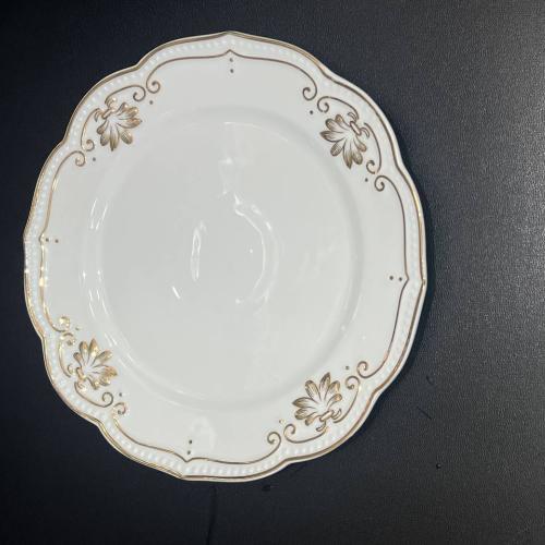 Lily porcelain 62 talik idishlar to'plami BBB-700