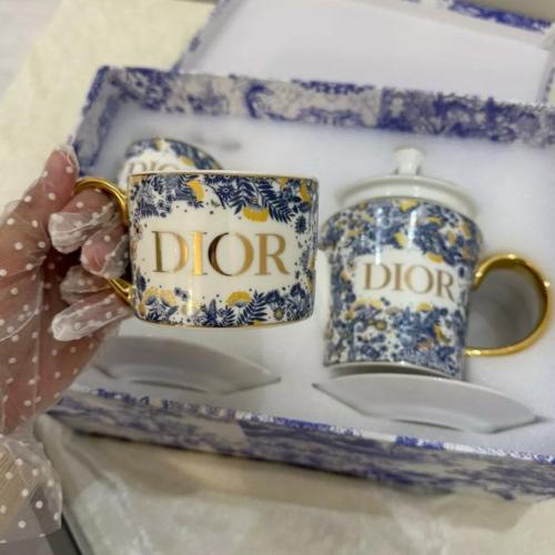 Dior choynak nabor