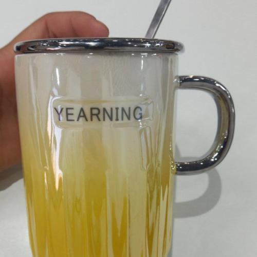 Yearning bokal qoshiqchali
